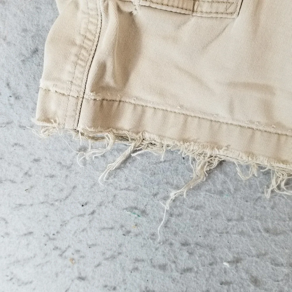Polo Ralph Lauren cargo shorts men's 34x13.5 beige cotton distressed trashed